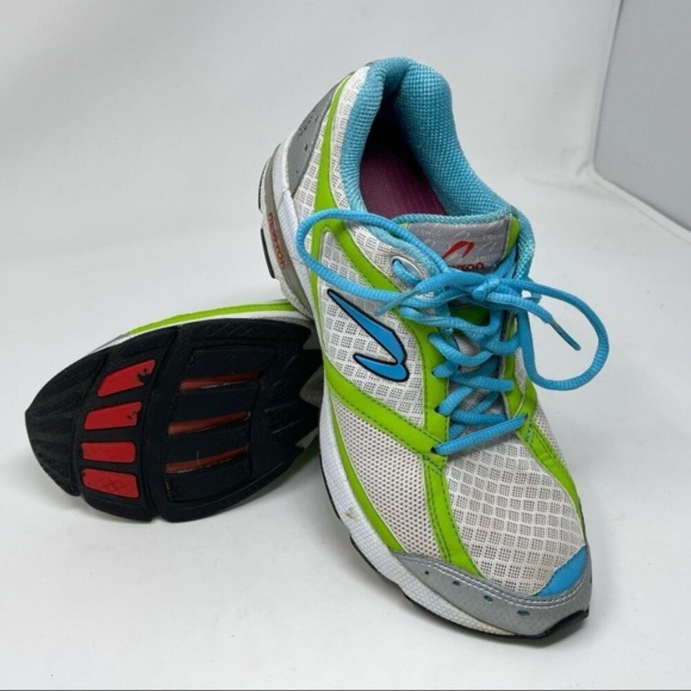 Newton lady isaac running shoes 011812 size 8.5 aftermarket insoles
